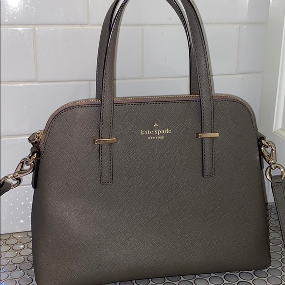 kate spade Handbags - Kate spade purse